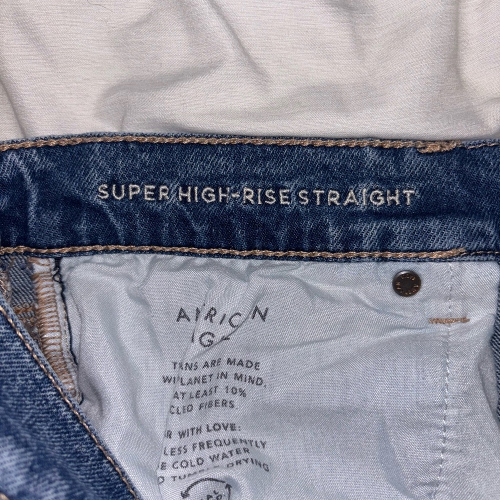 American Eagle Outfitters Medium Distressed Super High Rise Straight Leg Jeans - Picture 5 of 5